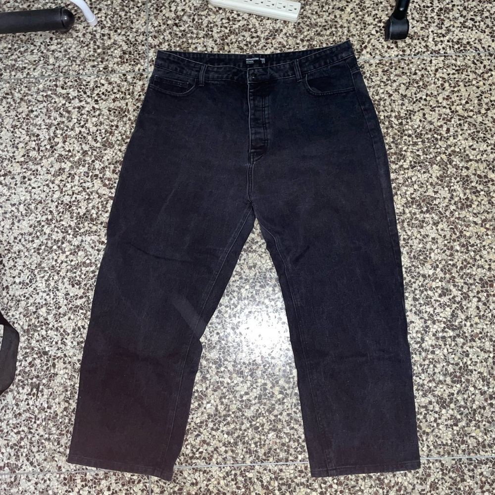 PrettyLittleThing Boyfriend Black Button Up Jeans- US20